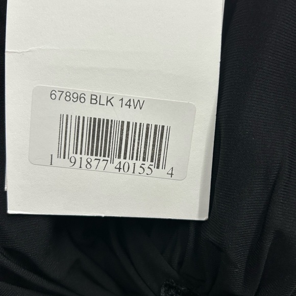 Mac Duggal 67896 NWT WRAP-OVER LONG SLEEVE LACE APPLIQUE TRUMPET G… - Picture 9 of 9